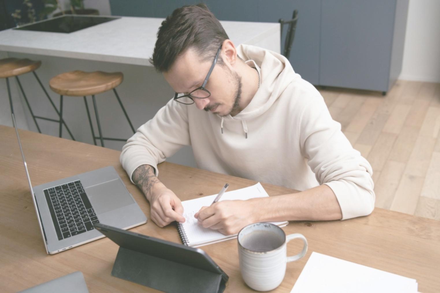 Arbeitsplatz eines professionellen Traders
